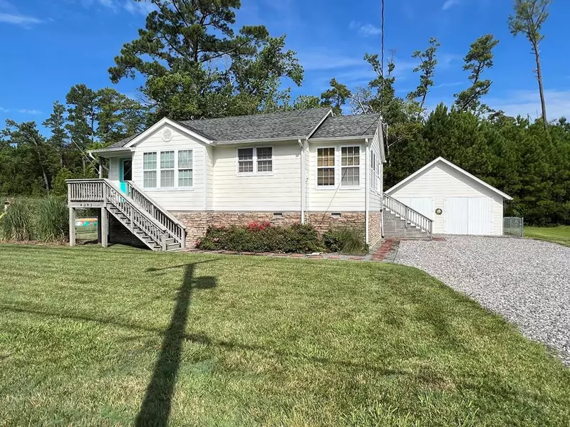 4393 Windmill Point RD, White Stone, VA 22578