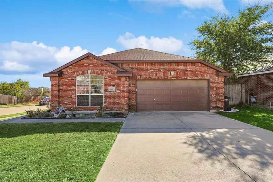 5401 Royal Birkdale Drive, Fort Worth, TX 76135