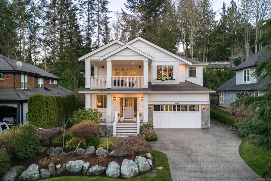 1689 Texada Terr, North Saanich, BC V8L 6B1