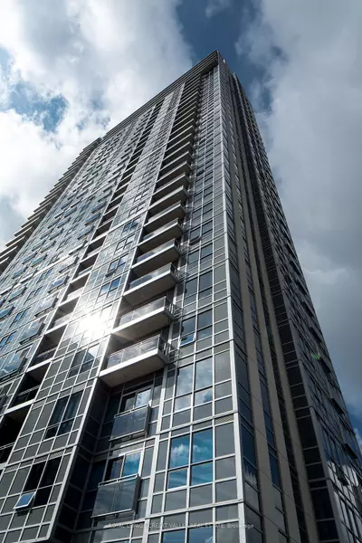 255 Village Green SQ #1307, Toronto E07, ON M1S 0L7