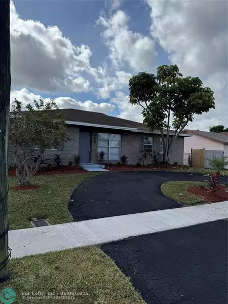 6558 NW 24th Ct, Margate, FL 33063