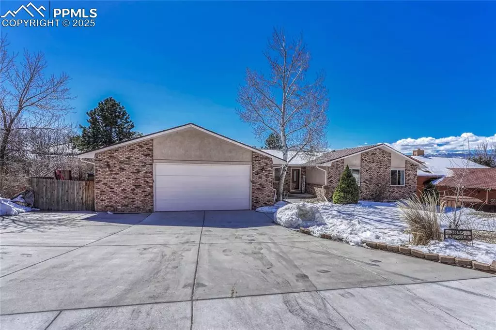 Colorado Springs, CO 80918,3895 Saddle Rock RD