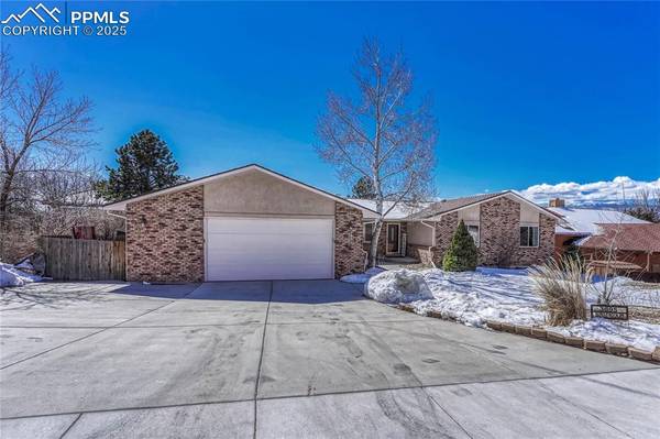 3895 Saddle Rock RD, Colorado Springs, CO 80918