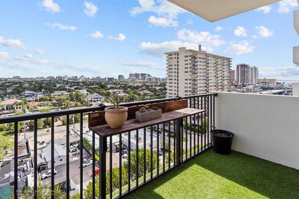 340 Sunset Dr  #1407,  Fort Lauderdale,  FL 33301