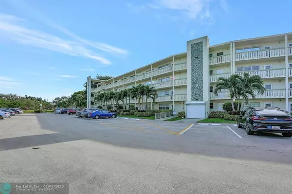 Deerfield Beach, FL 33442,4020 Cambridge A  #4020