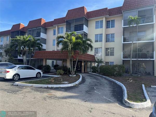 4170 Inverrary Dr  #311, Lauderhill, FL 33319