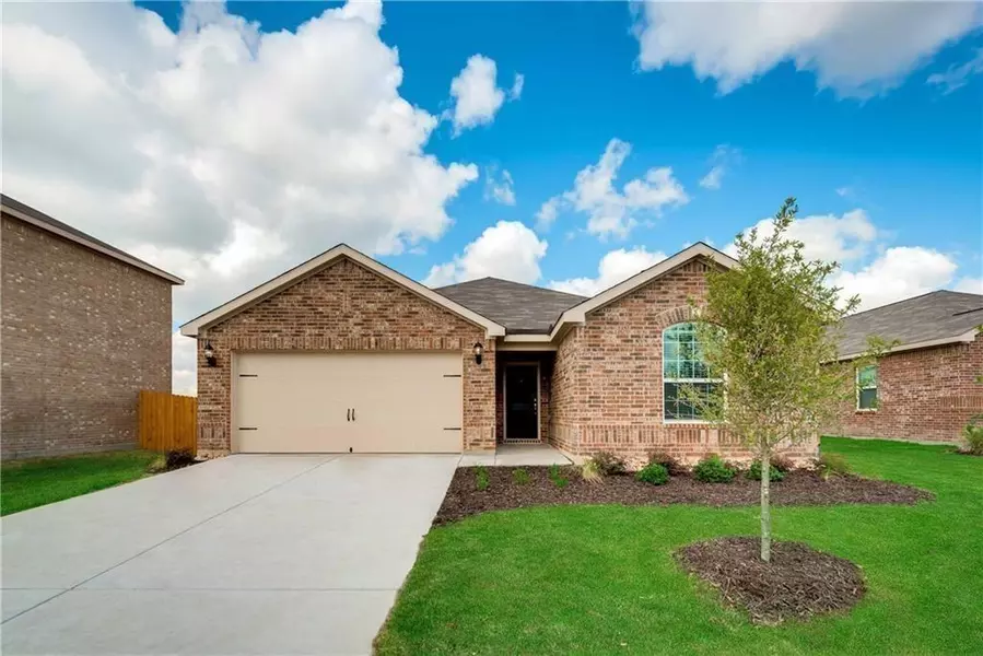 1595 Twin Hills Way, Princeton, TX 75407