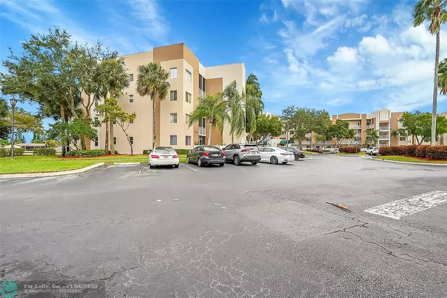 9575 Weldon Circle  #205, Fort Lauderdale, FL 33321