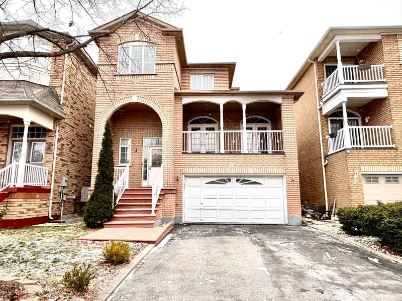 15 Sail CRES, Vaughan, ON L6A 2Z4