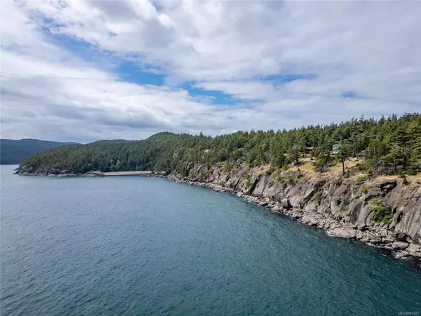 Saturna Island, BC V0N 2Y0,120 Cliffside Rd