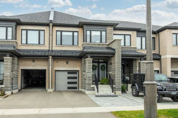 59 Ghent DR, Vaughan, ON L4H 5C3