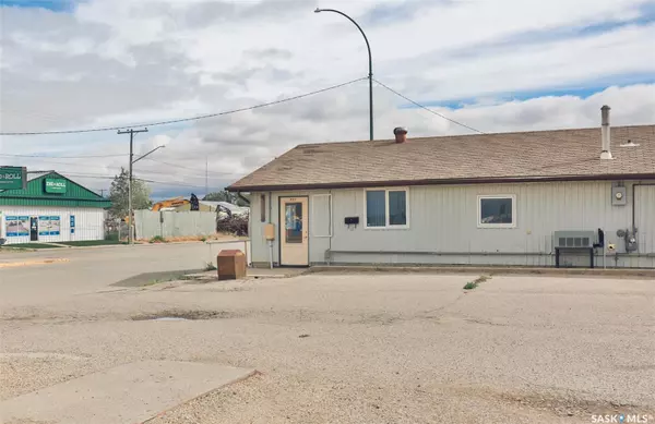 817 High STREET W, Moose Jaw, SK S6H 6L7