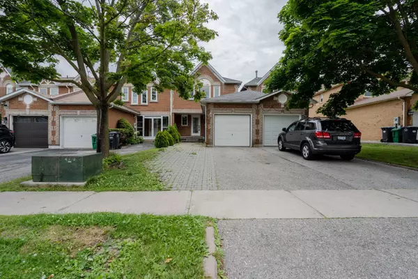 Brampton, ON L6Y 4T3,16 Mullis CRES