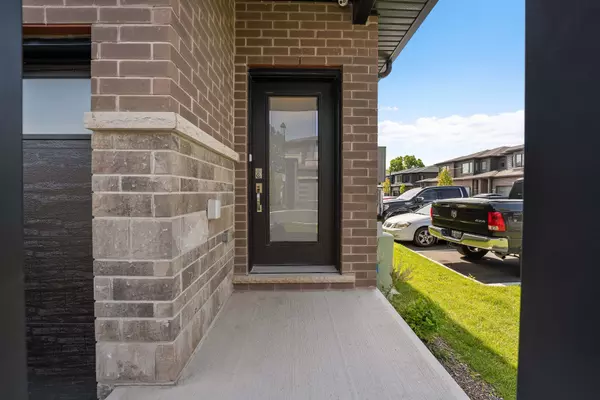 Niagara, ON L2E 6A8,4552 Portage RD #21