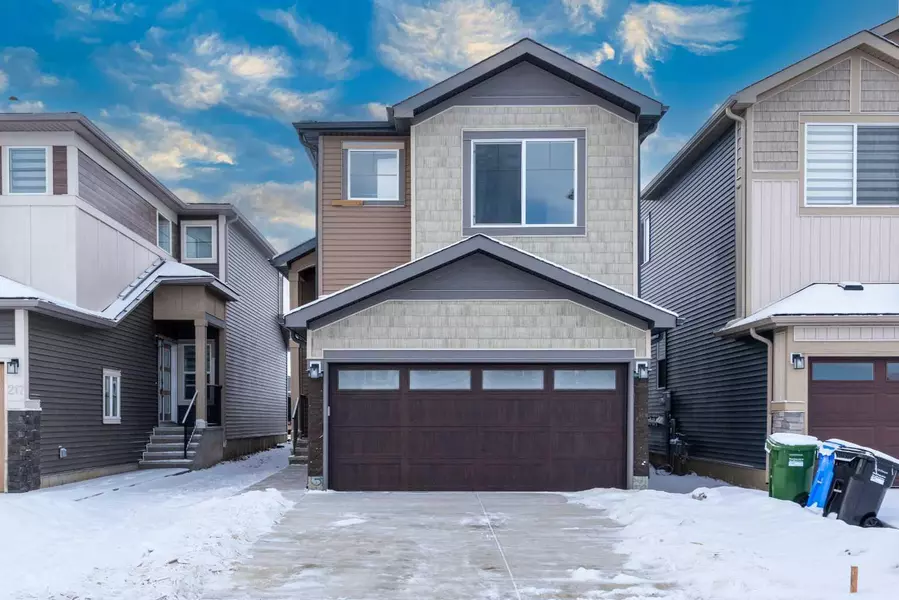 221 HOMESTEAD TER Northeast, Calgary, AB T3J5R7