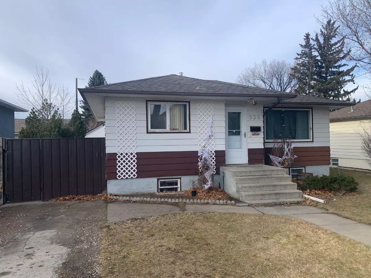 Lethbridge, AB T1J 3K3,536 21 ST S