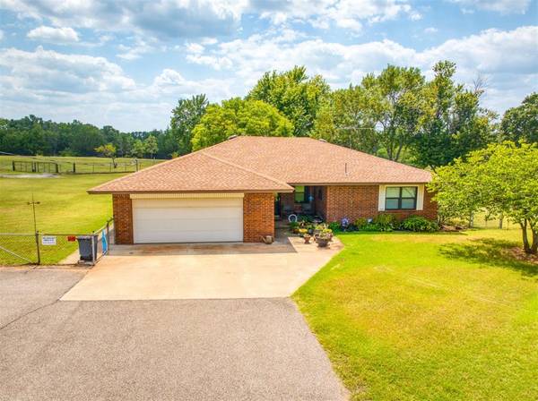 23154 Laura Drive, Tecumseh, OK 74873