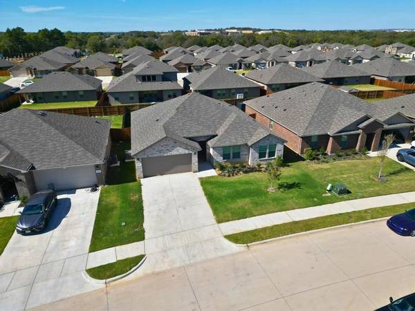 Burleson, TX 76028,324 Clayton Road