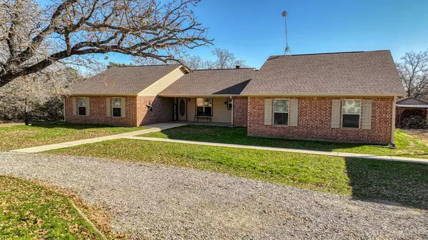 Weatherford, TX 76088,10537 Lone Star Road