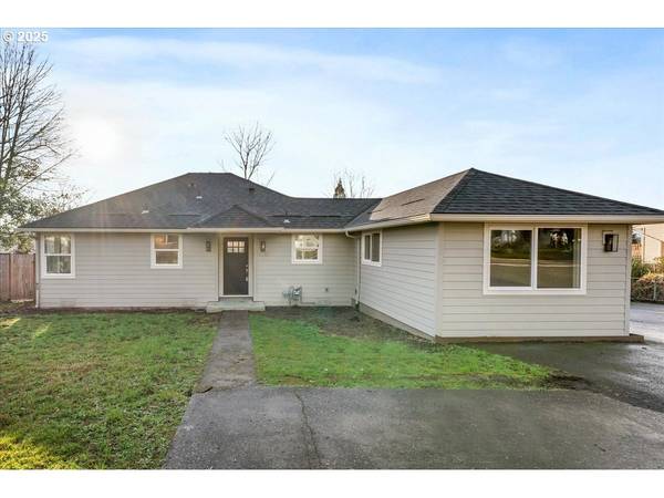 15215 SE OATFIELD RD, Milwaukie, OR 97267