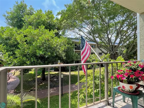 Wilton Manors, FL 33334,3002 NE 5th Ter  #209-B