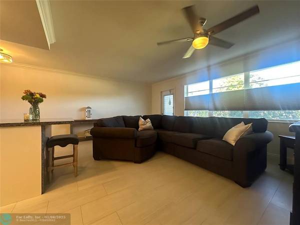 10 Farnham A  #10, Deerfield Beach, FL 33442