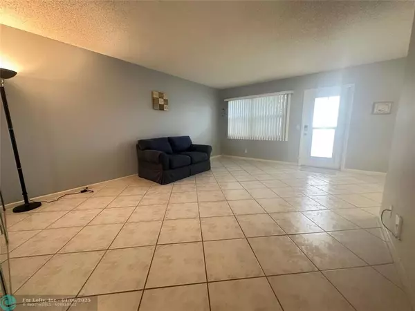 Deerfield Beach, FL 33442,1043 Durham B  #1043