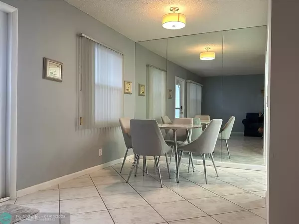 Deerfield Beach, FL 33442,1043 Durham B  #1043