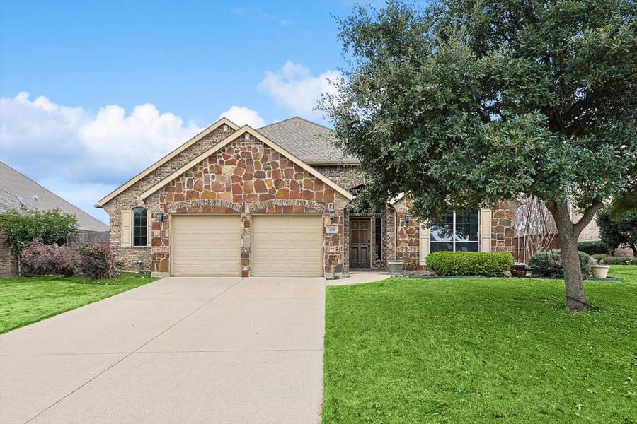 668 Ash Meadow Circle, Fort Worth, TX 76131