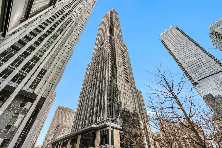 11 Yorkville AVE #1311, Toronto C02, ON M4W 1L2