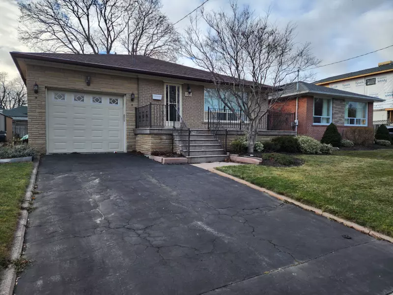 464 Scarborough Golf Club RD, Toronto E09, ON M1G 1H1