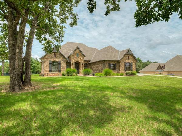 14025 SE 37th Place, Choctaw, OK 73020