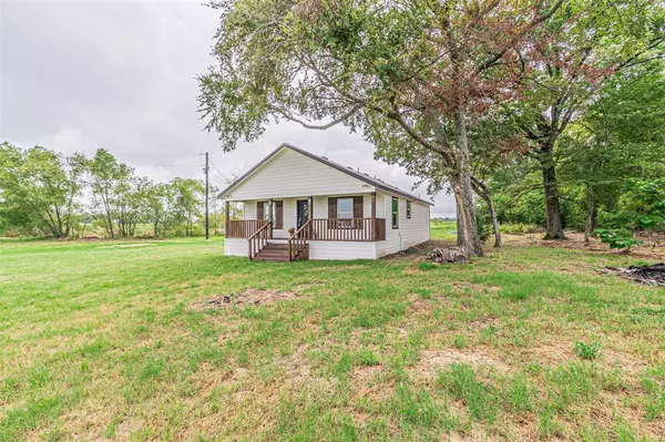 1473 RS County Road 2300, Emory, TX 75440