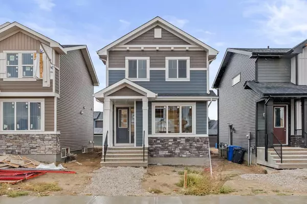 68 Shale AVE, Cochrane, AB T4C 3G6