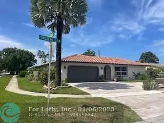 1 Forest Hills Ln, Boca Raton, FL 33431