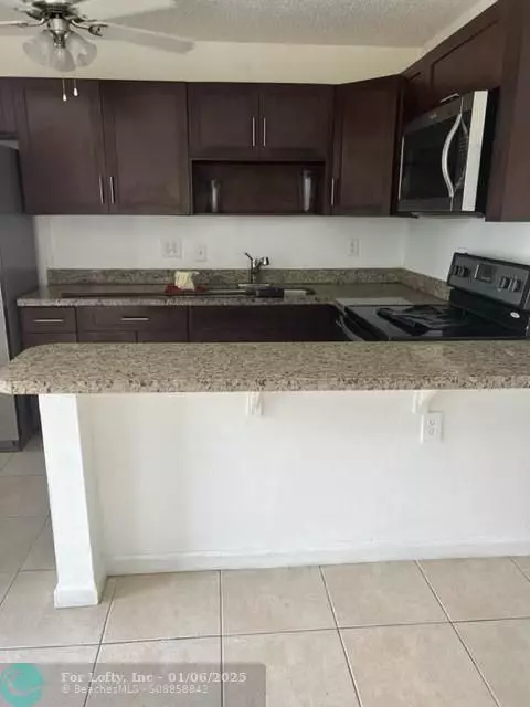 Fort Lauderdale, FL 33334,5174 NE 6th Ave  #532