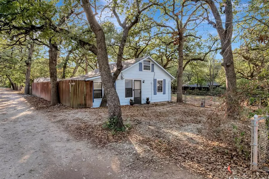 407 Spring Park Road, Shady Shores, TX 76208