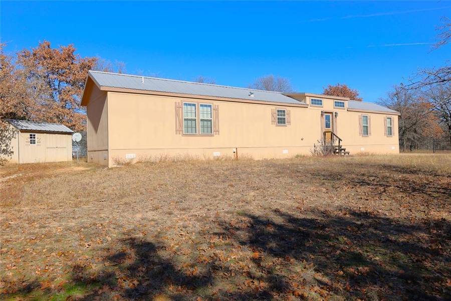 130 County Road 4632, Boyd, TX 76023