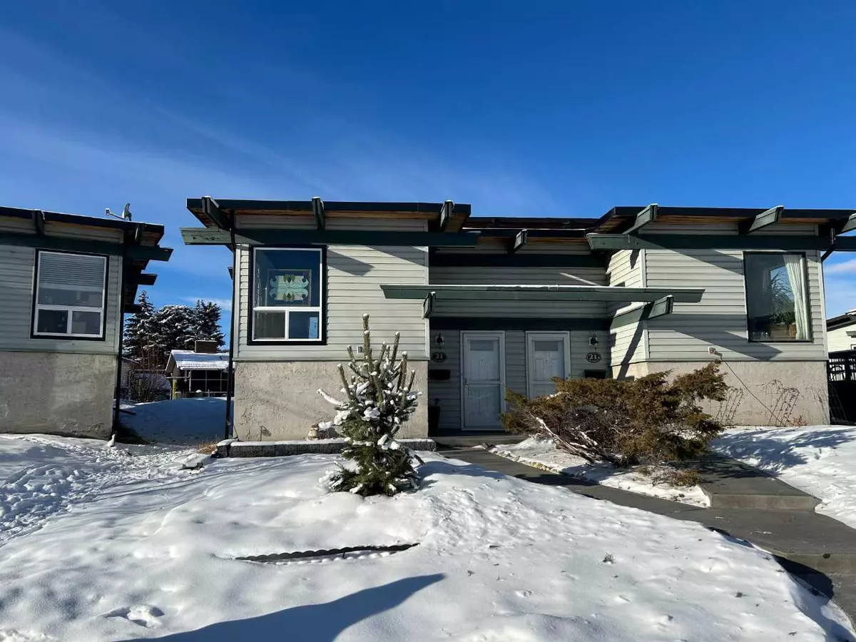 Calgary, AB T2W 2E7,333 Braxton PL Southwest #21