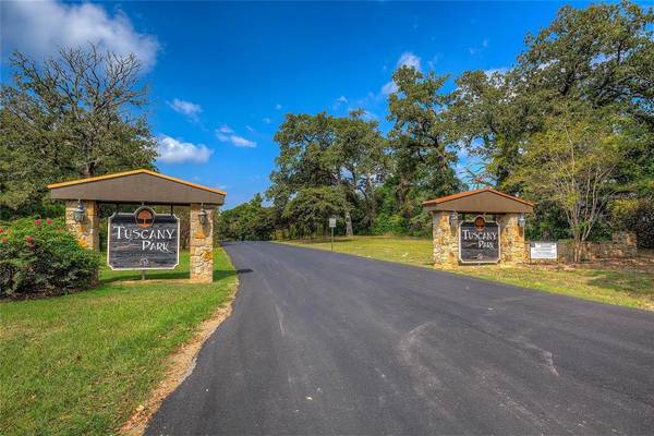 Mineola, TX 75773,507 Private Road 6305