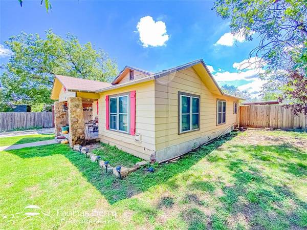 Baird, TX 79504,717 W 3rd Street