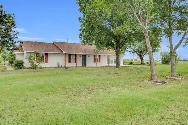 104 Kimberly Hill, Palmer, TX 75152