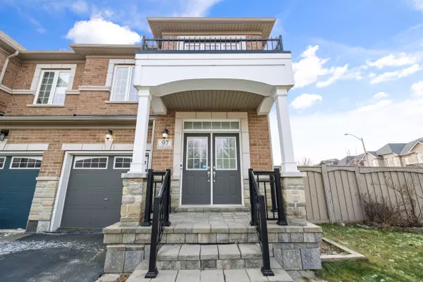 97 Gentile CIR, Vaughan, ON L4H 3N4