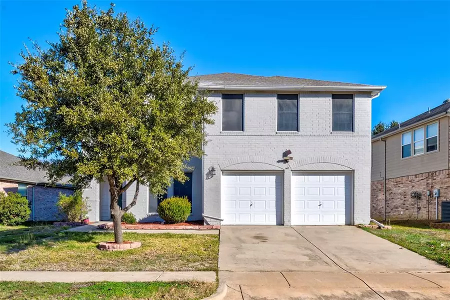 1021 Goldeneye, Aubrey, TX 76227