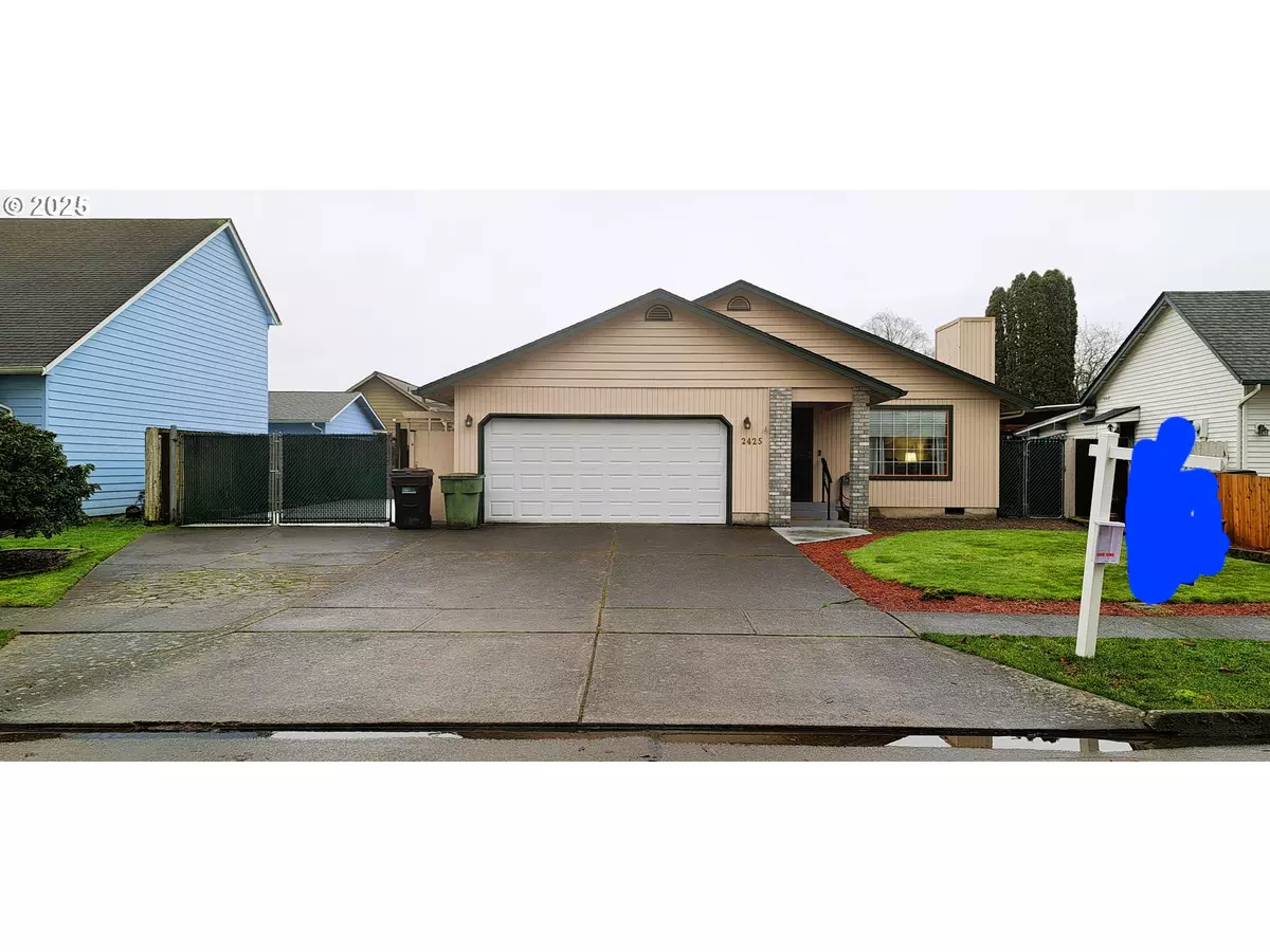 Longview, WA 98632,2425 HICKORY AVE