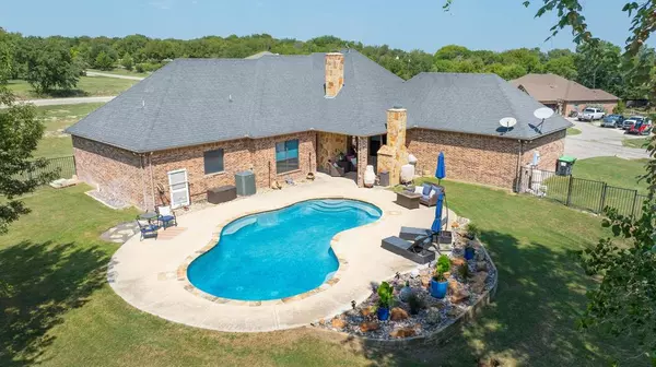 Weatherford, TX 76085,120 Royal Drive