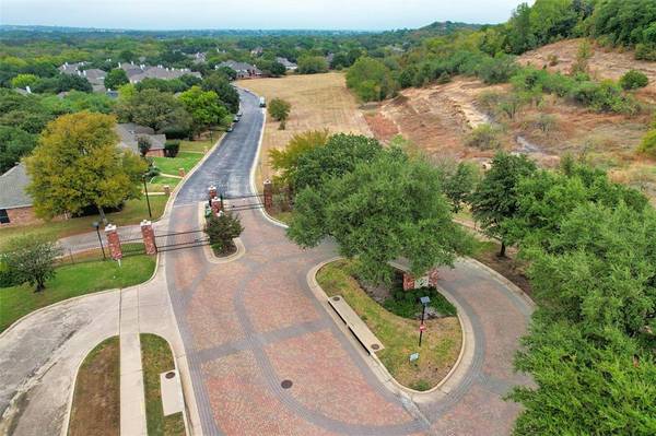 Arlington, TX 76012,540 Lochngreen Trail