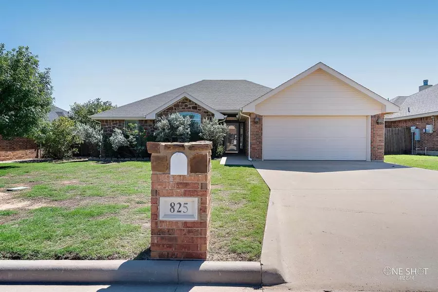 825 Running Water Trail, Abilene, TX 79602