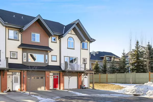 Calgary, AB T3H 0K8,2405 Wentworth Villas Southwest