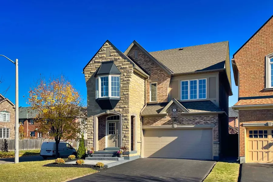 93 Heritage Hollow Estate ST, Richmond Hill, ON L4S 2X2